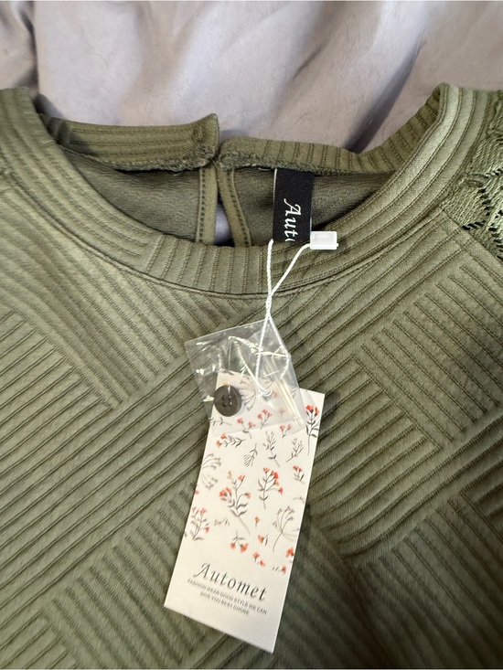 Tops - Automet Olive Green Ribbed Knit Top